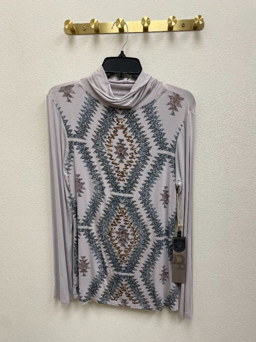 Double D Silver Fox Top